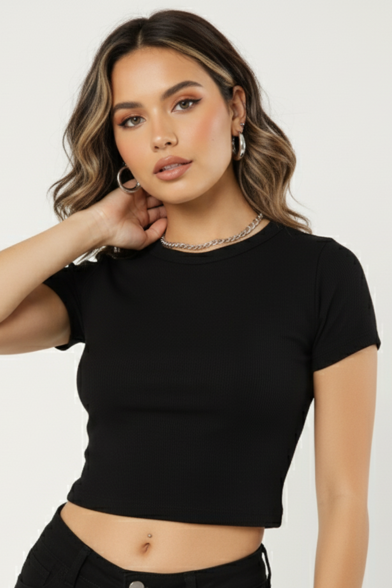 Women’s black slim fit cotton stretchable crop top – trendy Gen Z casual wear